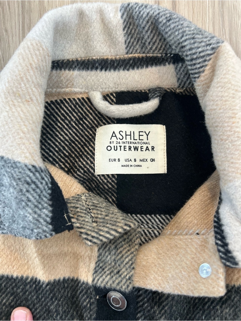 Ashley By 26 International Plaid Cropped Shacket - Black, Tan & Cream - Picture 4 of 8